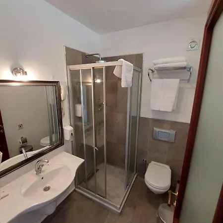 Hotell Ferahi Evler