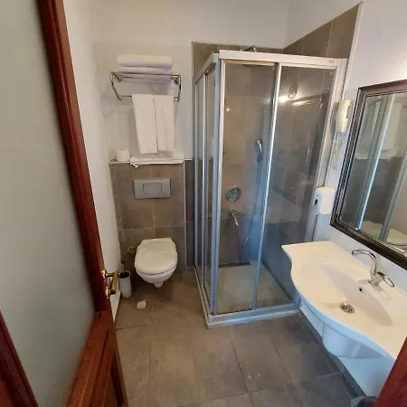 فندق Ferahi Evler Ayvalı