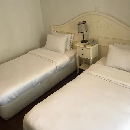 Hotell Ferahi Evler Ayvalı