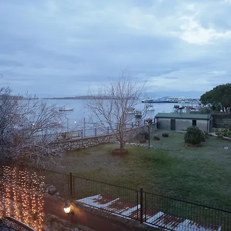 فندق Ferahi Evler Ayvalı