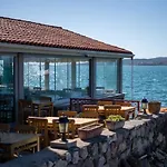 فندق Ferahi Evler Ayvalı