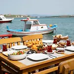 Ferahi Evler فندق Ayvalı