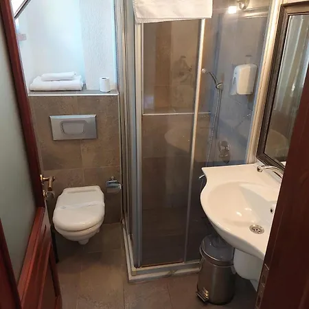 Hotell Ferahi Evler Ayvalı