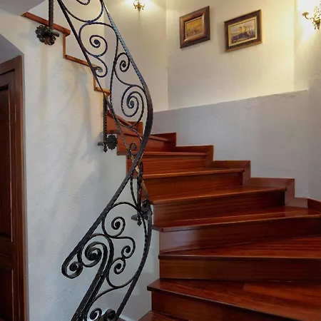 Ferahi Evler Hotel